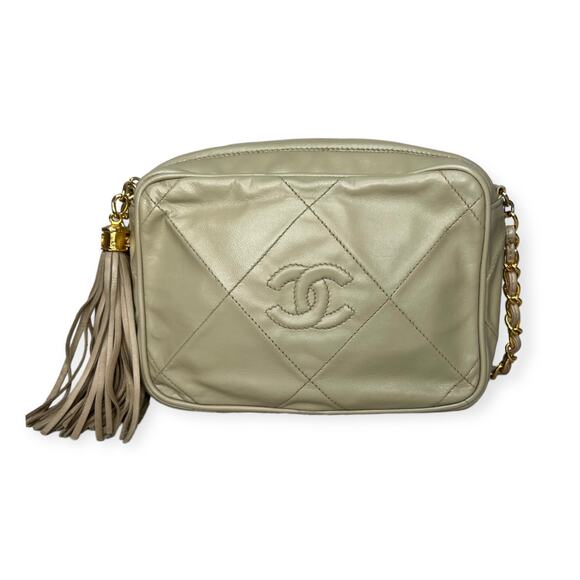Chanel Vintage Tan Beige Quilted 24K Gold Chain Strap Camera Bag - Picture 1 of 15